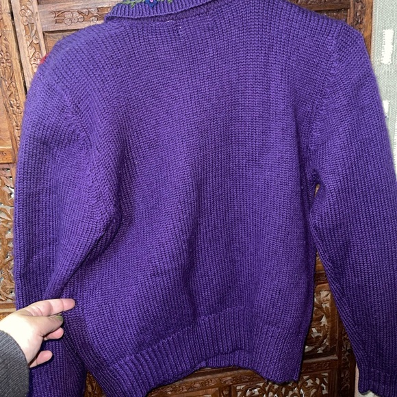 Vintage Heirlooms Classics Sz S Embroidered Sweater - Picture 2 of 4